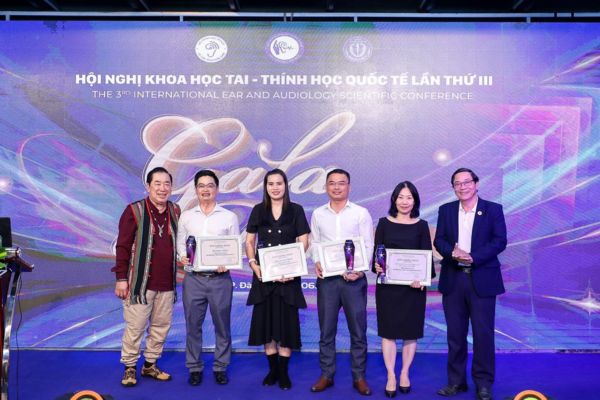 Hội nghị khoa học tai - thính giác